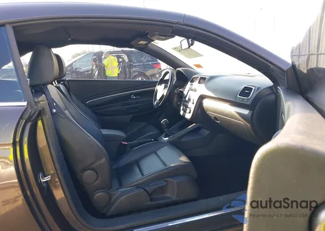 2012 Volkswagen Eos Komfort z USA, uszkodzony, nr VIN WVWBW7AH6CV014786